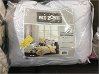 Mi Zone  Full/Queen Comforter Set