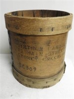 Antique Wood Container, Stoney Creek, ON 10" T