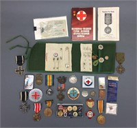 36 medals, lapel pins: Span-Am. War to recent.