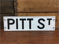 Pitt street cast street sign