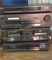 Techniques equalizer/tape deck/ double cassette