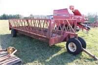 JOHN B.M. 20' FEEDER WAGON