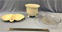 plates, crystal bowl or hors d'oeuvres tray