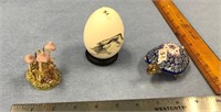 Lot of 3 items: hand painted egg with 2 seagulls,