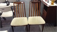 MID CENTURY DINING CHAIRS (4X)