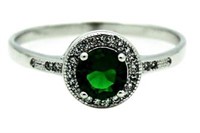 Round 1.00 ct Emerald Solitaire Ring