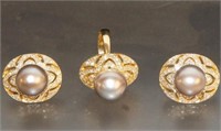 18kt  Gold Earrings & ring Set  w diam & pearl