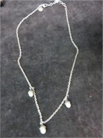 STERLING SILVER AND 3 PEARL NECKLACE 18"