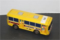 VINTAGE METAL TOY SCHOOL BUS