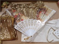 VANITY LOT INCLUDING MESH COLLAR AND PURSE