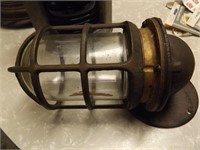 PAUL UHN ELECTRIC CO. MARKED P-28 SHIPS LANTERN