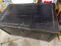 LARGE SEAMAN' S TOOL CHEST W/ TRAY