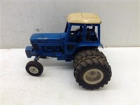 Larger Ford TW-20 Tractor  15" lg