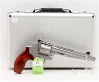 Smith & Wesson Performance Center .44 Magnum