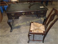 ENGLISH WRITING DESK WITH CHAIR