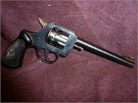 H&R 922 Revolver - 9 Shot .22LR