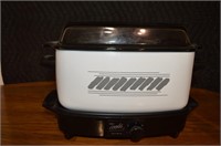 West Bend Slow Cooker, good condition