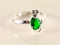 STERLING SILVER GREEN STONE RING
