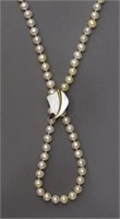 LADIES ESTATE PEARL NECKLACE & 14KT MOP LEAF MOUNT