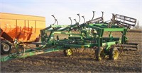 JOHN DEERE 980 21' FIELD CULTIVATOR