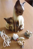 14" Tall Vintage Siamese Cat Lamp & Friends