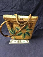 Vintage rattan/wicker purse with design sewn in