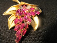 Broach with Pink and Clear Stones