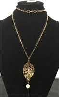 Contemporary 3 Sided Leaf Pendant Necklace