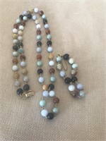 14” Stone Beads Necklace w/Matching Bracelet