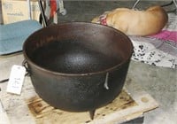 Large 20 Gallon Cast Iron Vintage Antique Wash Pot