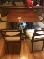 Drexel Mid Century table (3 extra leaves),