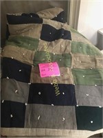 Hand tied wool quilt