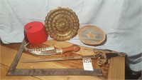 Group of Vintage Middle Eastern/African Items