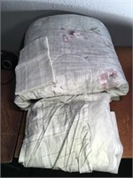 Twin Comforter, bed skirt , pillow case