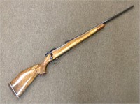 Weatherby Mark V 300 Bolt Rifle