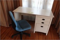 White Wooden Desk