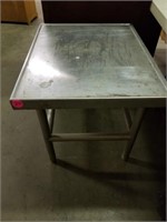 SQUARE METAL WORK TABLE