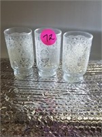 3 VINTAGE DESIGN GLASSES