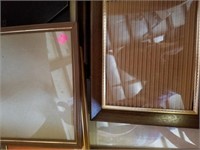 BOX OF MISC FRAMES - ASSORTED SIZES