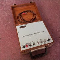 Strain Meter In Wood Box