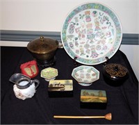 Lot, 12" Chinese porcelain charger, and assorted