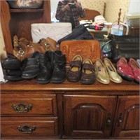 LOTS OF SOES, PURSES, MORE!