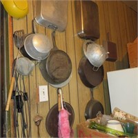 OLD SKILLETS & PANS