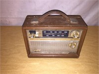 Vintage Arvin Eight Transistors Radio