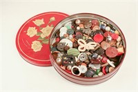 Vintage Tin of Old Buttons