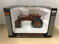 Allis-Chalmers 1/16 Scale Tractor Replica