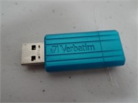 8GB USB flash drive