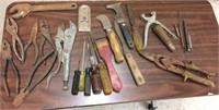 Hand tools, Vice Grips, Pliers, Screw Drivers,