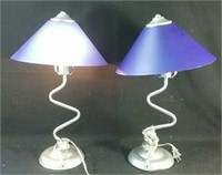 2 working table lamps