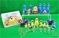 Large Lot of Assorted Plastic Snow White Figurines